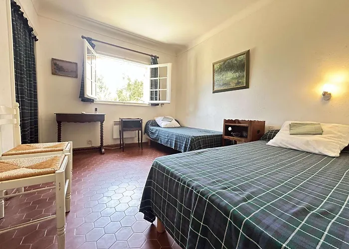 Sm003-011 Sainte Maxime Independante Proche Centre A 600 De La *